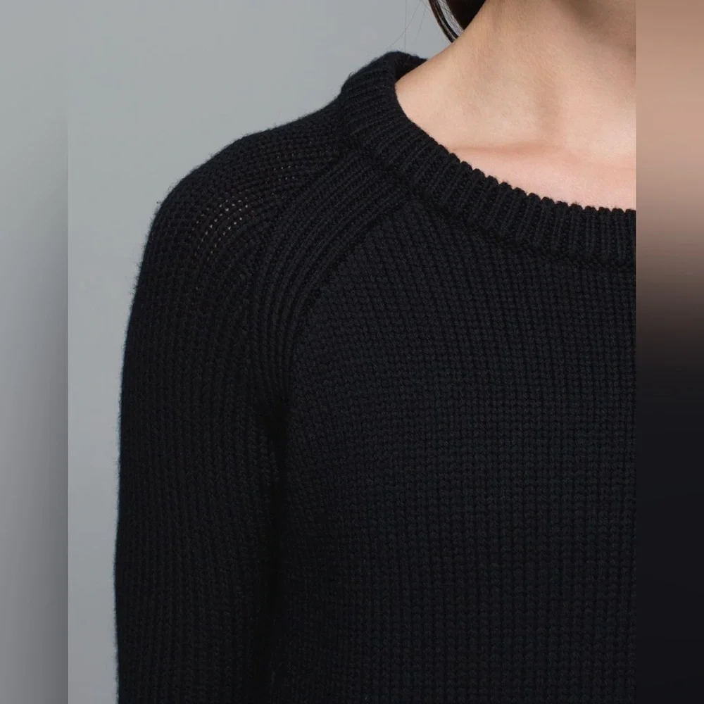 Lululemon Yin To You 100% Merino Wool Sweater Oversized Yoga Outdoor Winter Cozy